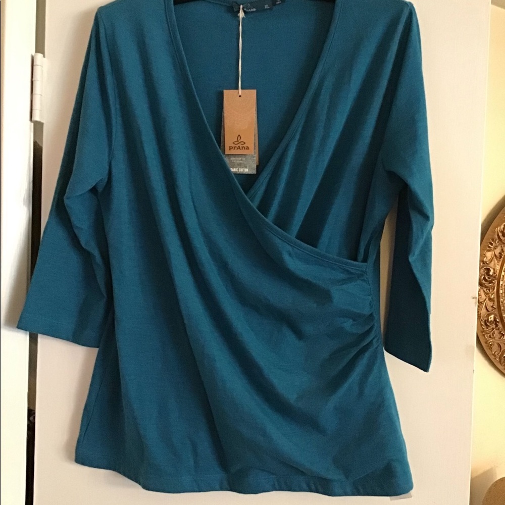 NWT Prana Women’s Teal Top